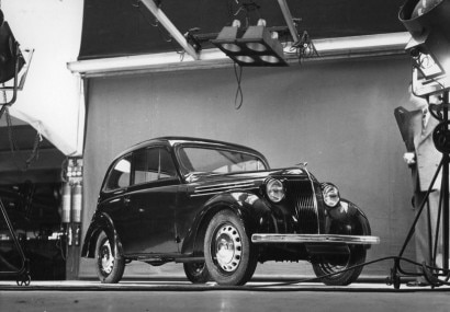 1937 - Renault JUVAQUATRE