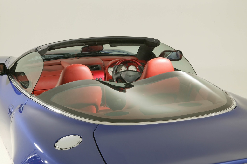 Aston Martin V12 Vanquish  Roadster Zagato (2004)