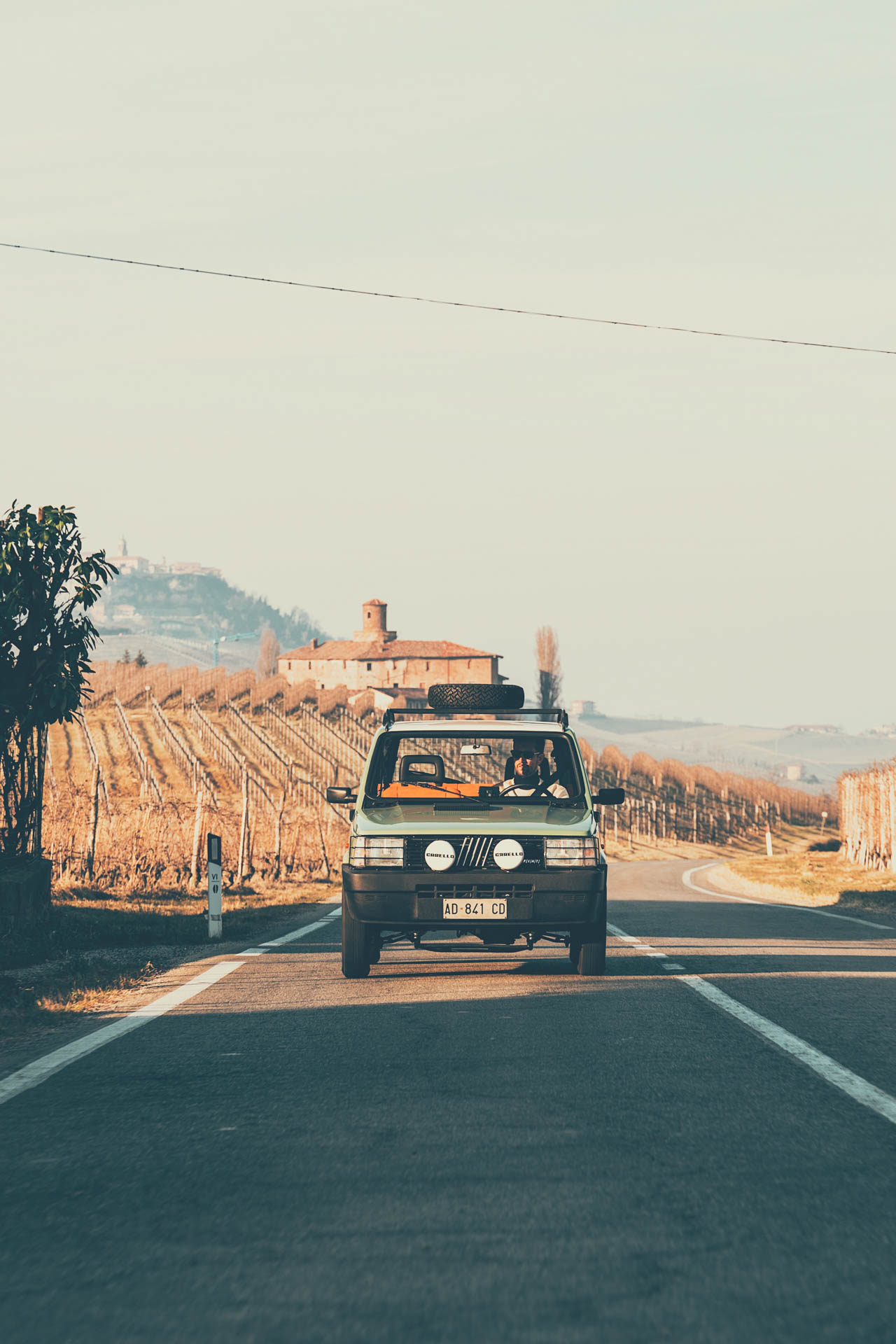 Shooting Pandina Jones Car&Vintage by Garage Italia Custom, Barolo (Cn), foto di Davide De Martis