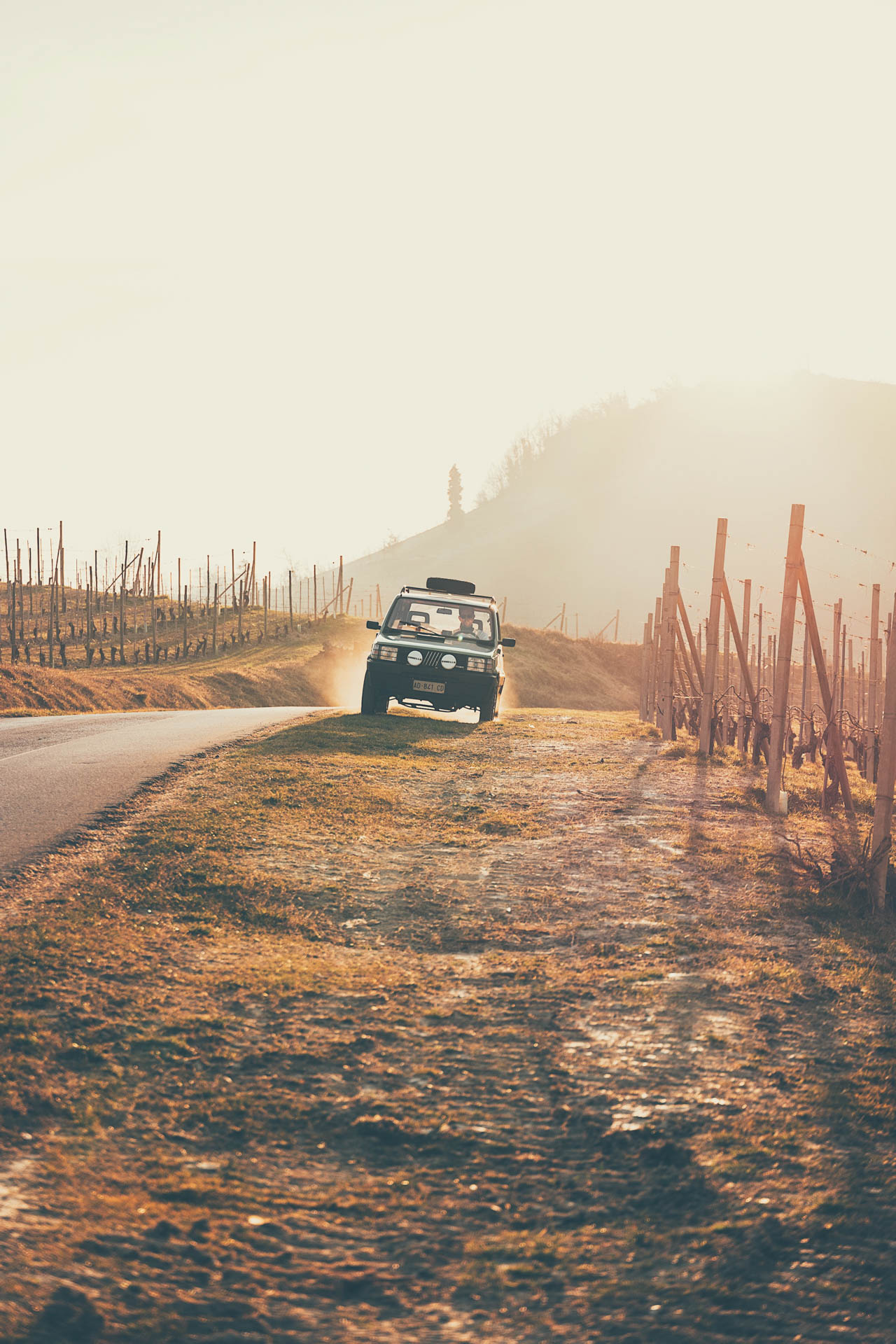 Shooting Pandina Jones Car&Vintage by Garage Italia Custom, Barolo (Cn), foto di Davide De Martis