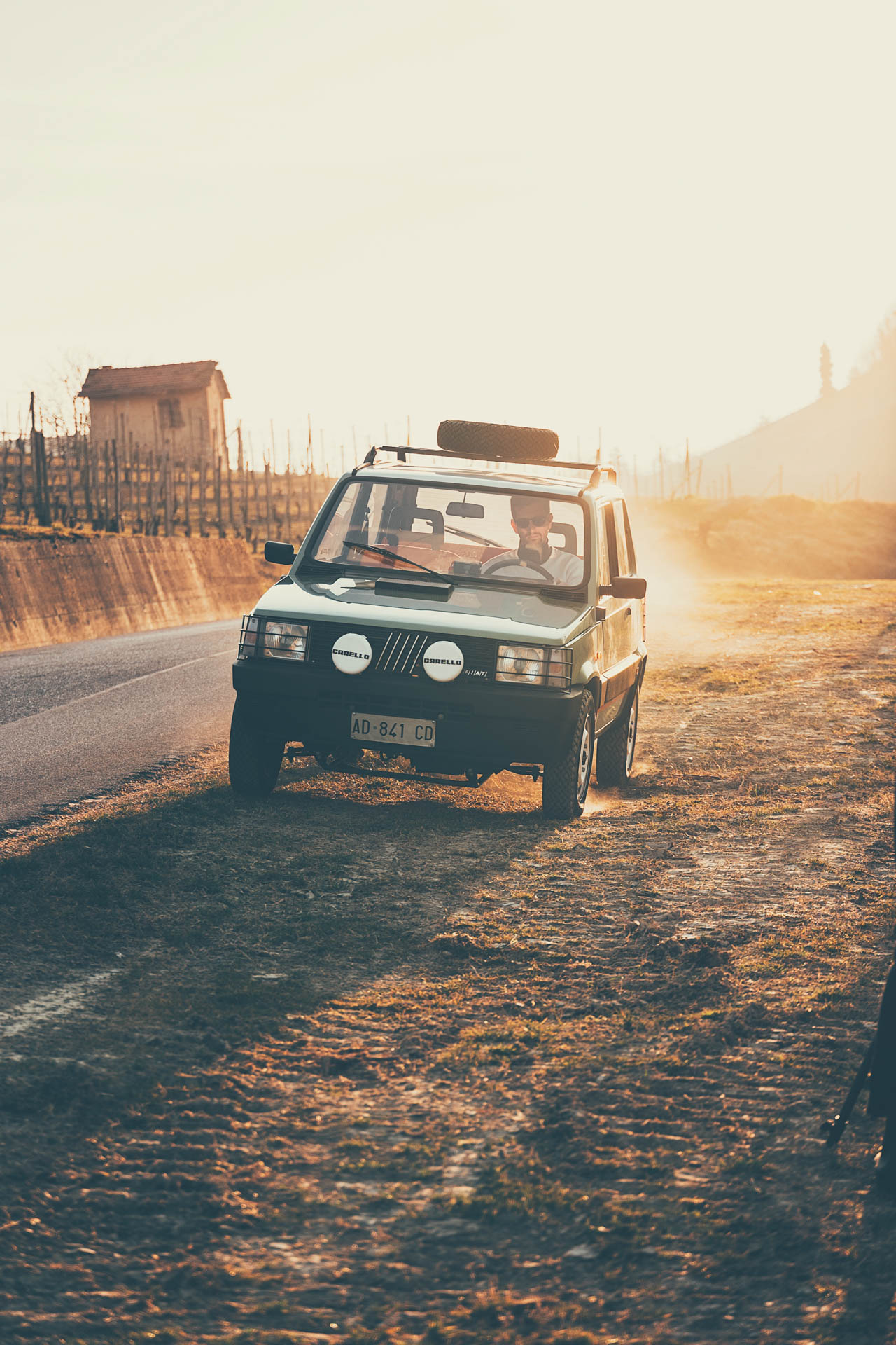 Shooting Pandina Jones Car&Vintage by Garage Italia Custom, Barolo (Cn), foto di Davide De Martis