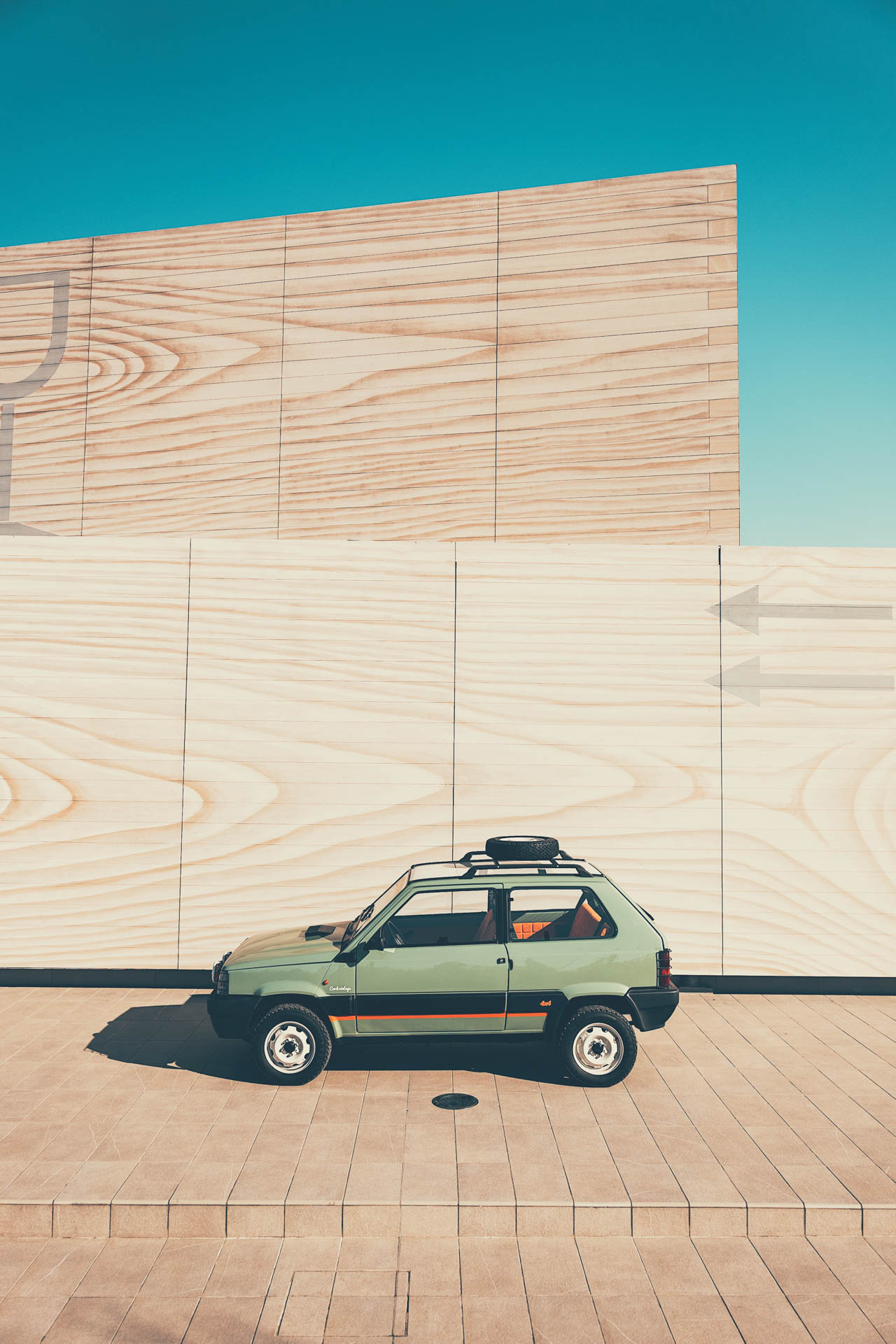 Shooting Pandina Jones Car&Vintage by Garage Italia Custom,