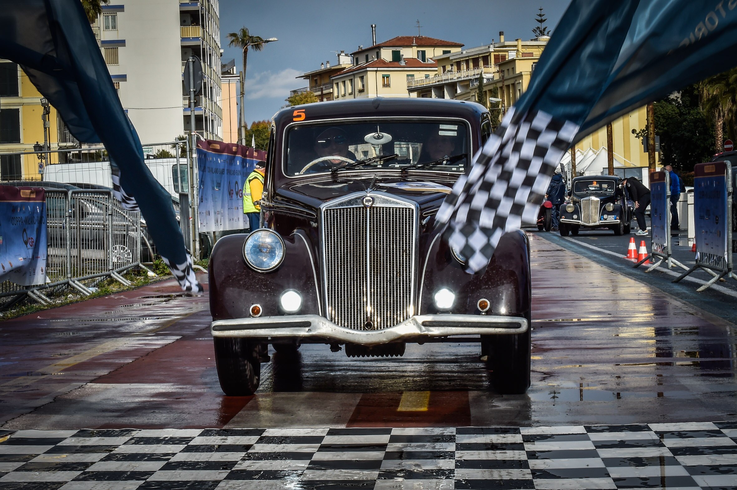 Coppa Milano Sanremo 2022 vincitori Fontanella Covelli Lancia Aprilia 1939 credit Lorenzo Martincich Marco Passaniti BluePassion Photo