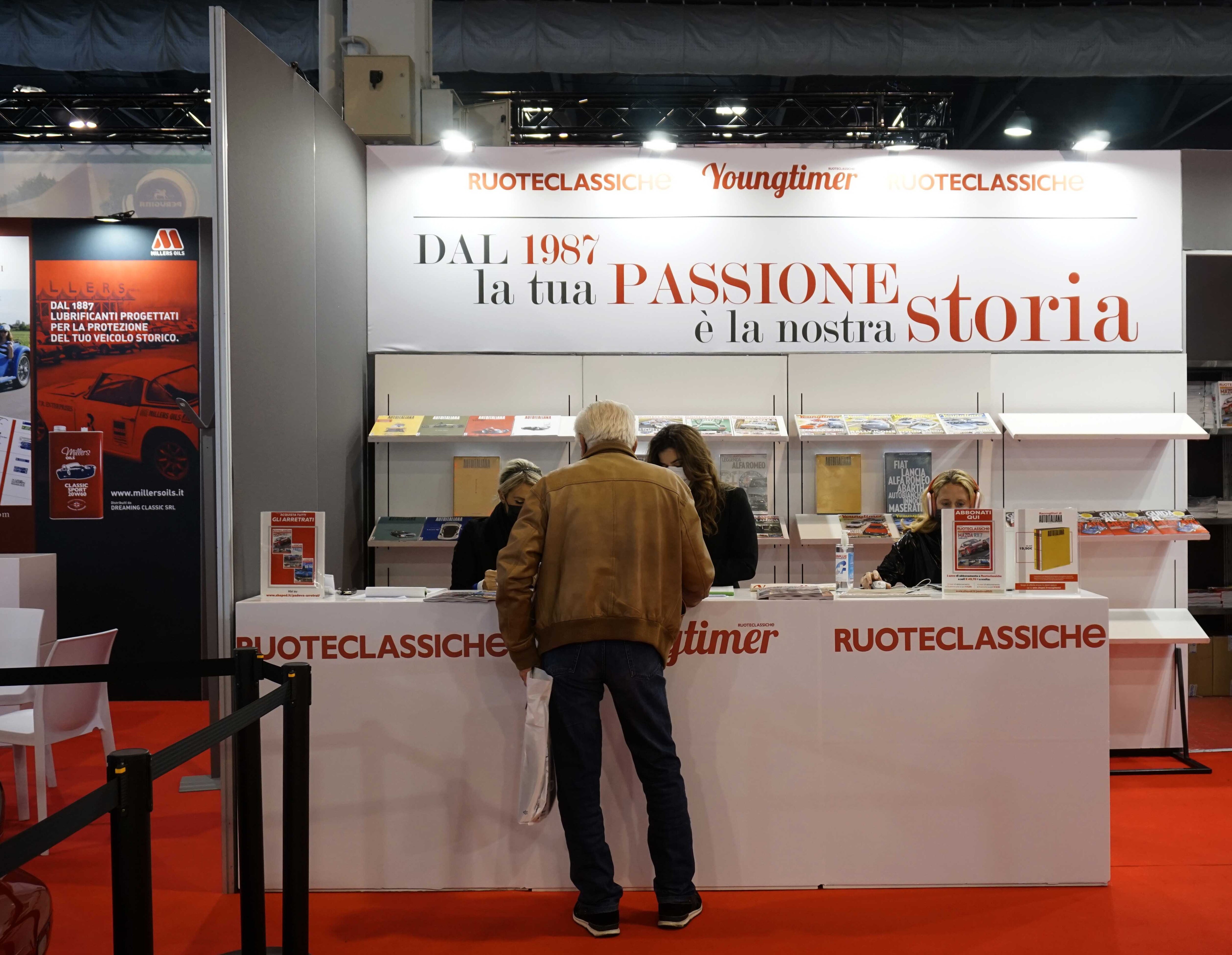 Lo stand di Ruoteclassiche al Padiglione 3 della Fiera di Padova