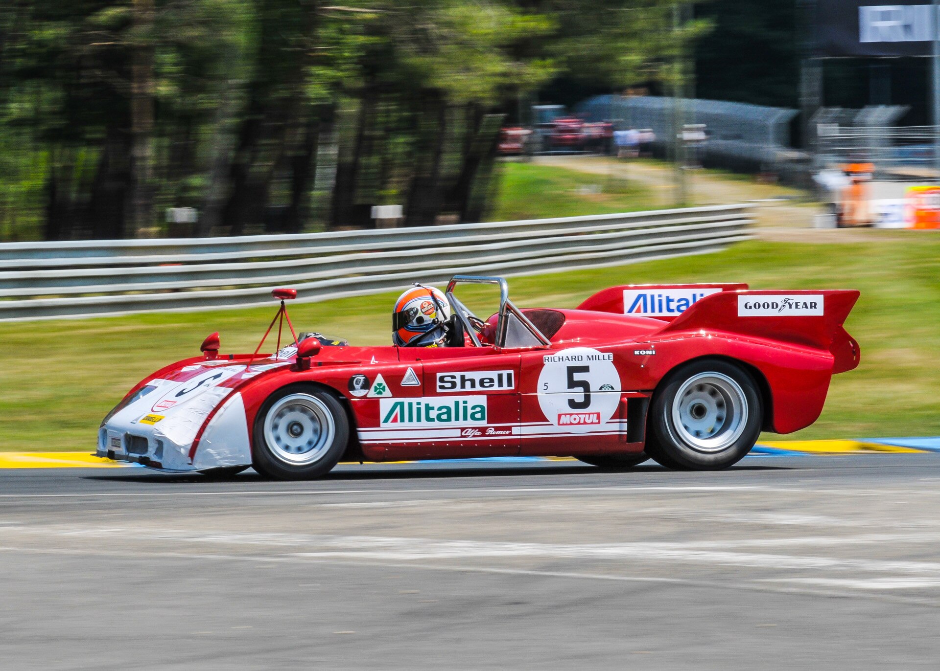 LMC2018 0118