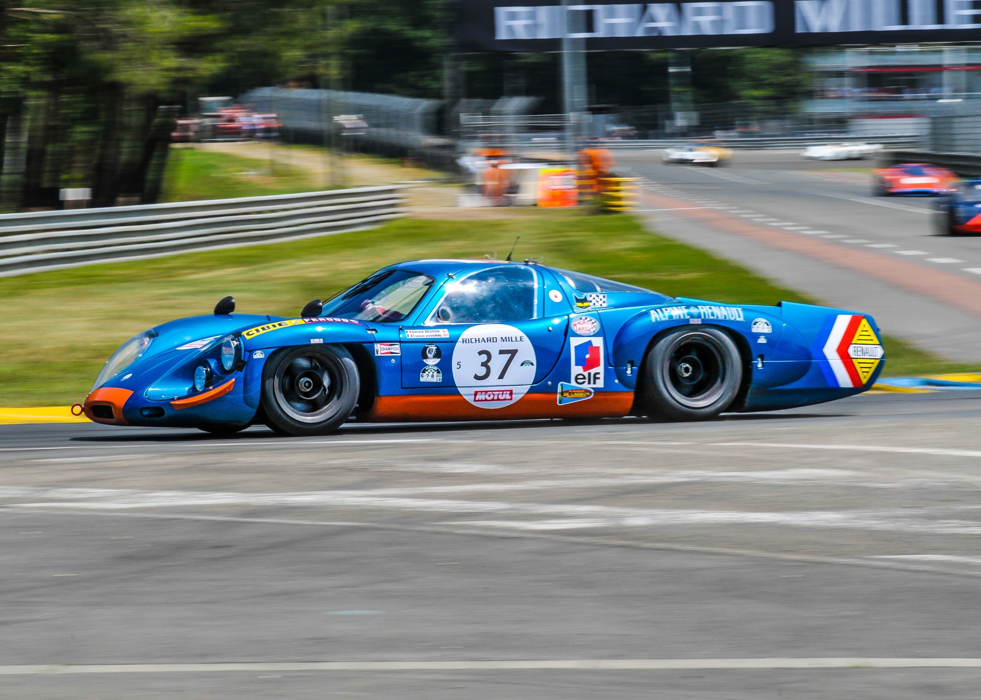 LMC2018 0121