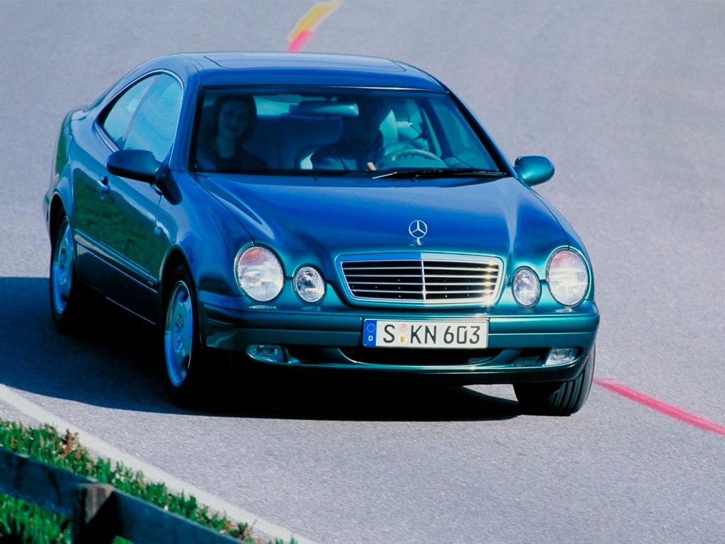 Mercedes-Benz CLK 320: lo stile degli anni 90 - Immagine #14