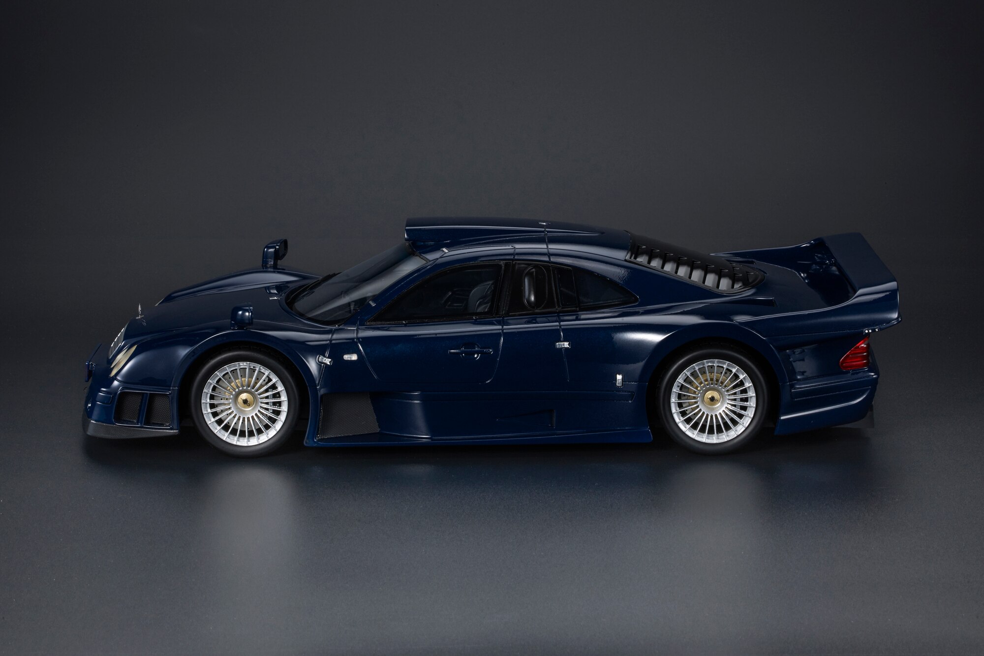 Modellino Mercedes CLK GTR (1998)_2696