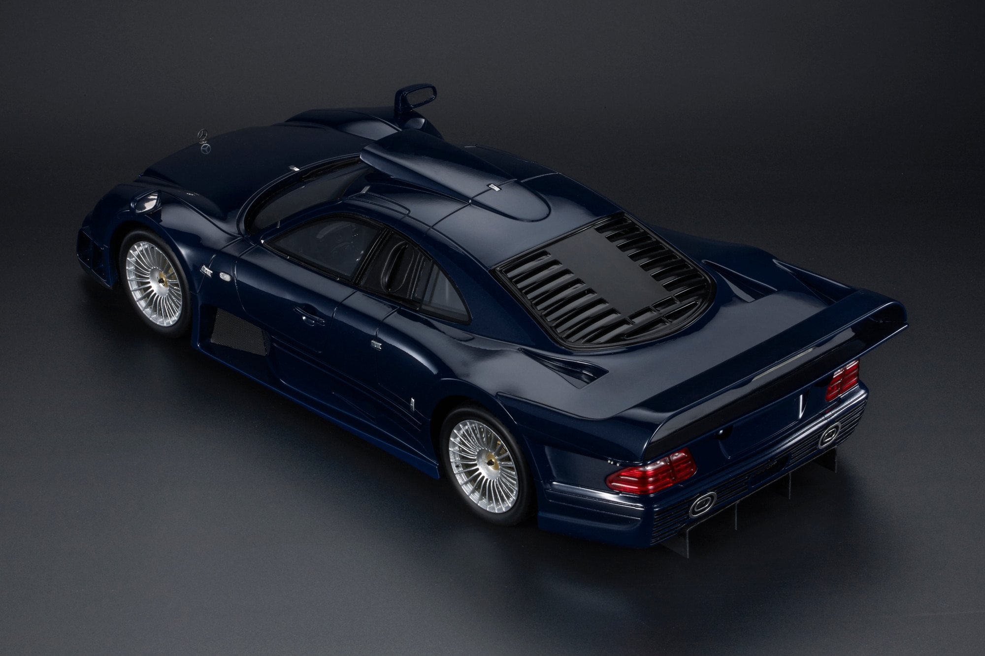 Modellino Mercedes CLK GTR (1998)_2697