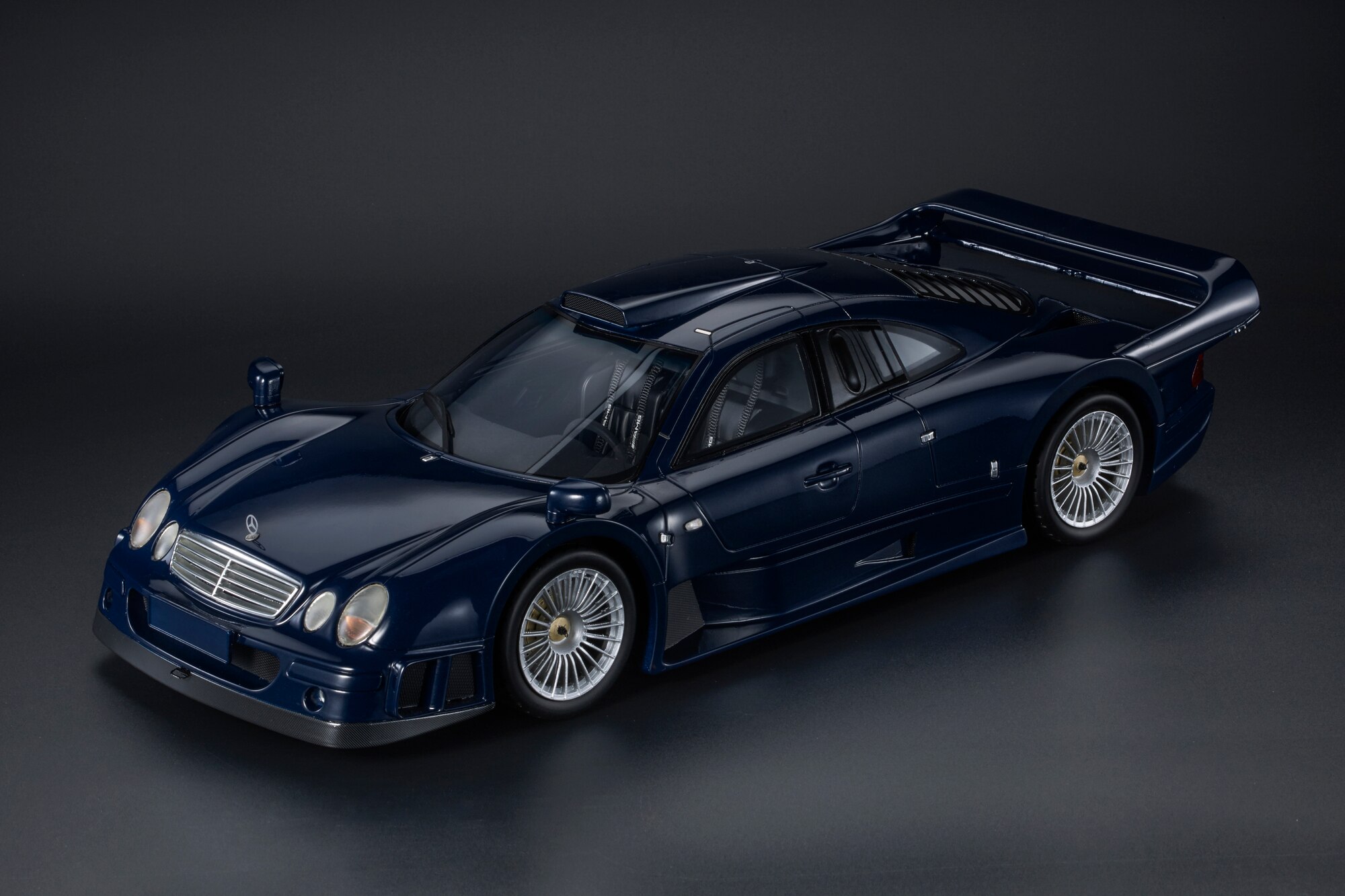 Modellino Mercedes CLK GTR (1998)_2698