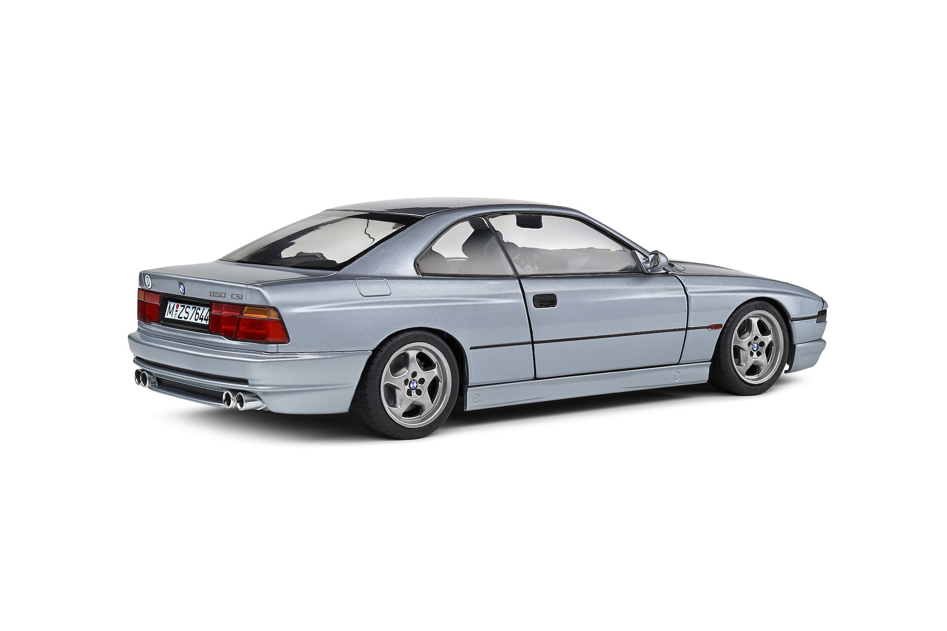 BMW 850 CSi, capolavoro in miniatura - Immagine #4