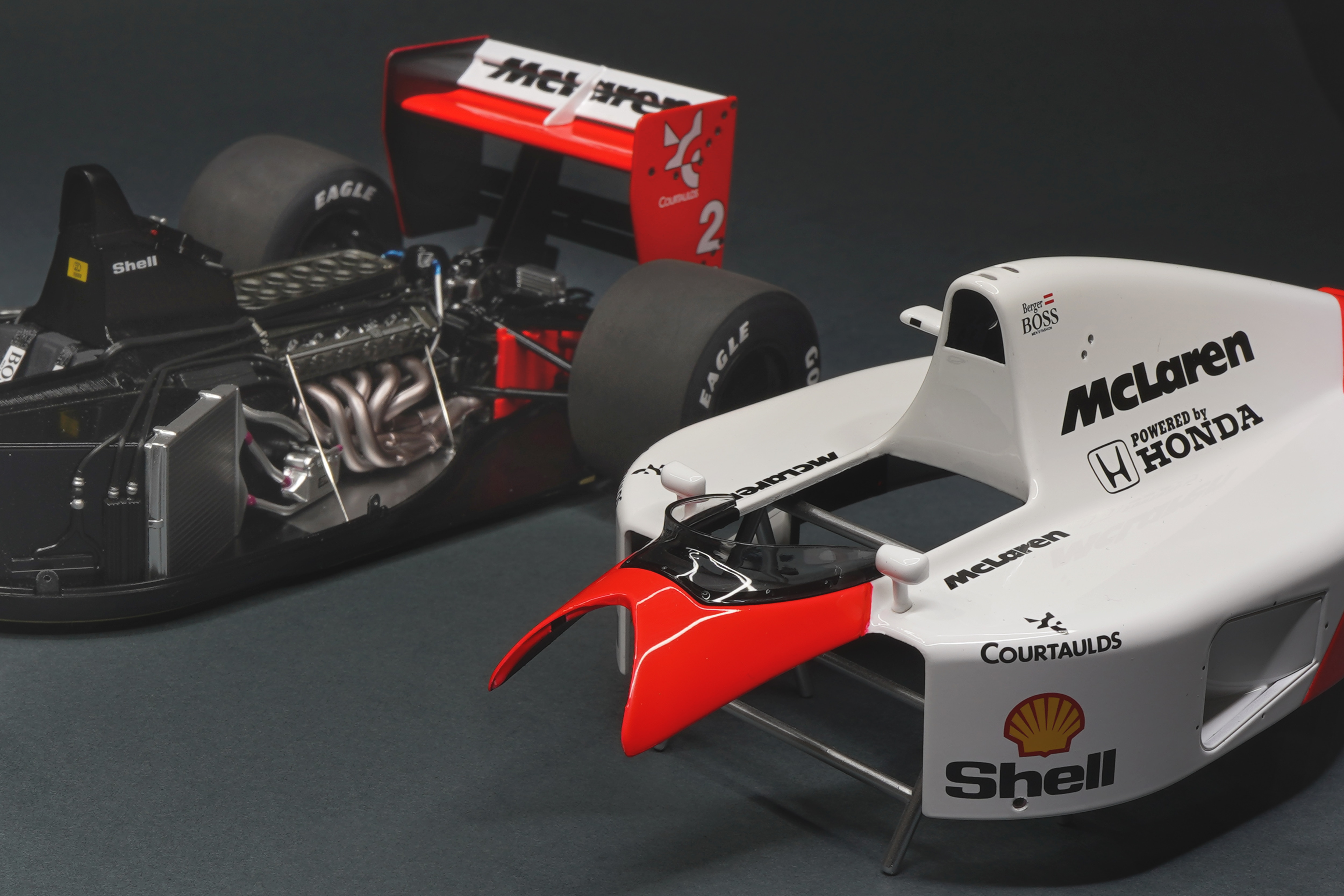 Modellino McLaren MP 4/6 in scala 1:18_0010