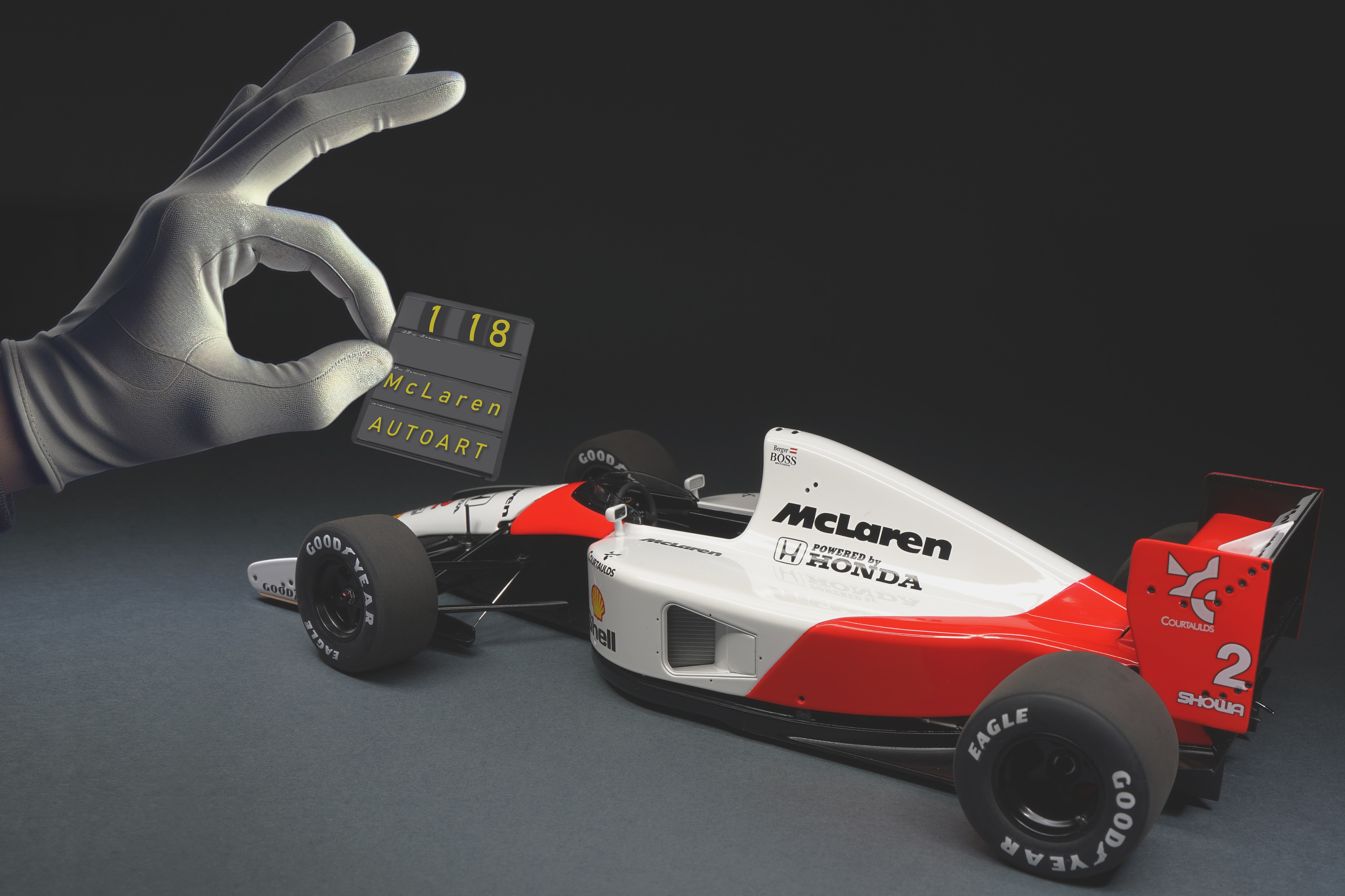 Modellino McLaren MP 4/6 in scala 1:18_006