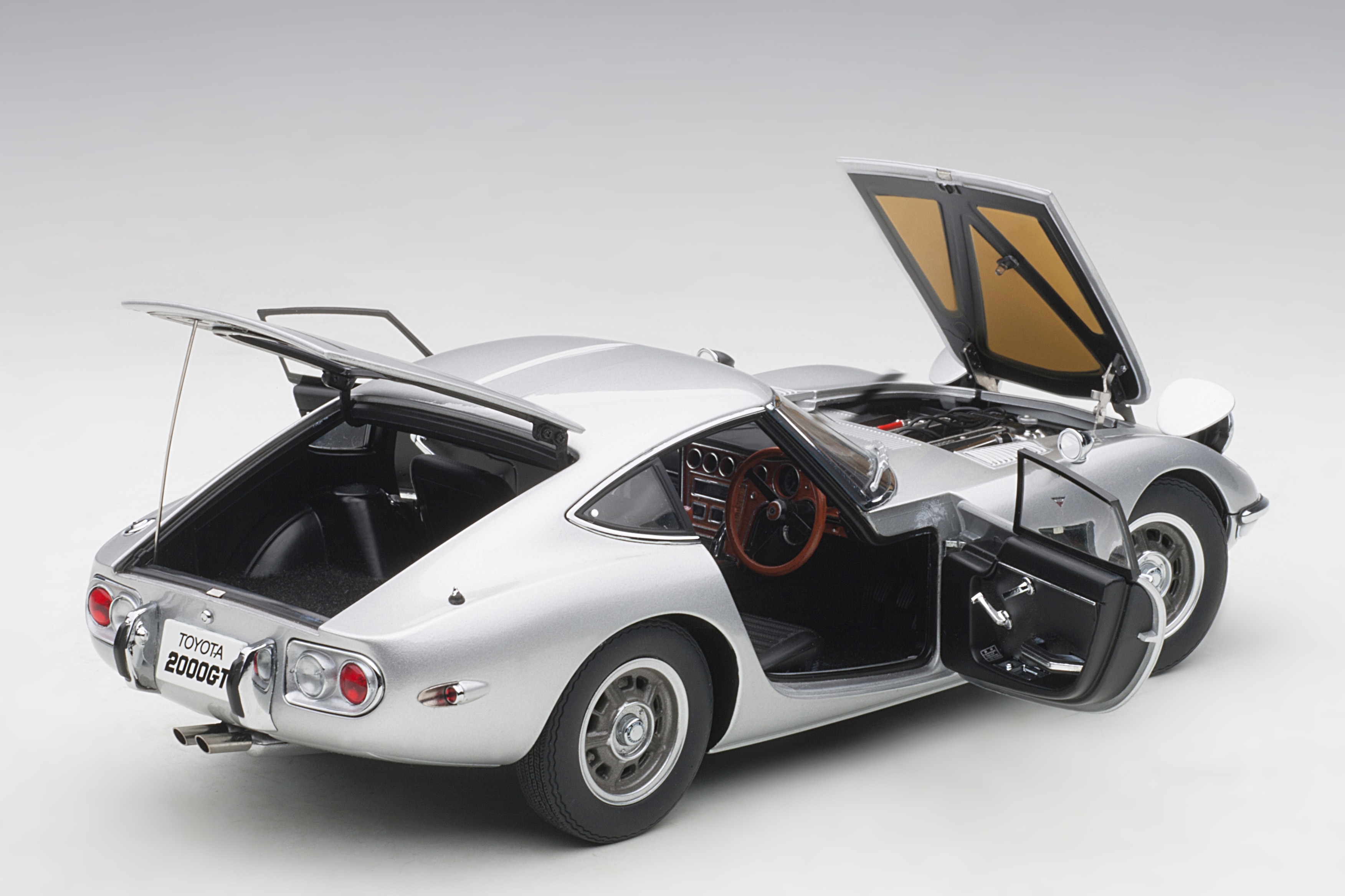 Modellino Toyota 2000 GT (1967)_78752p