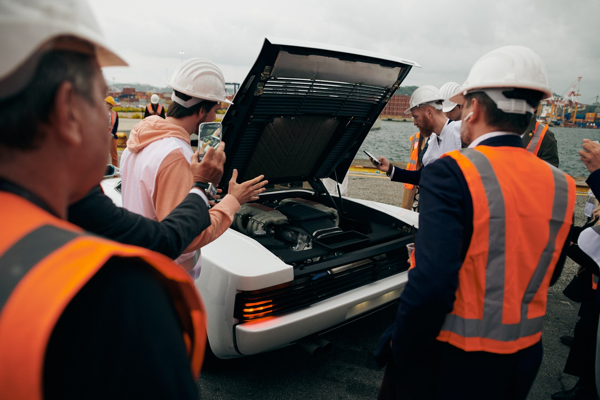 Ferrari Testarossa by Officine Fioravanti 126