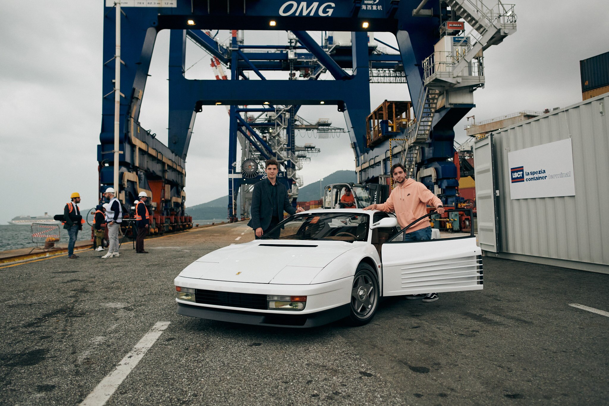 Ferrari Testarossa by Officine Fioravanti 147