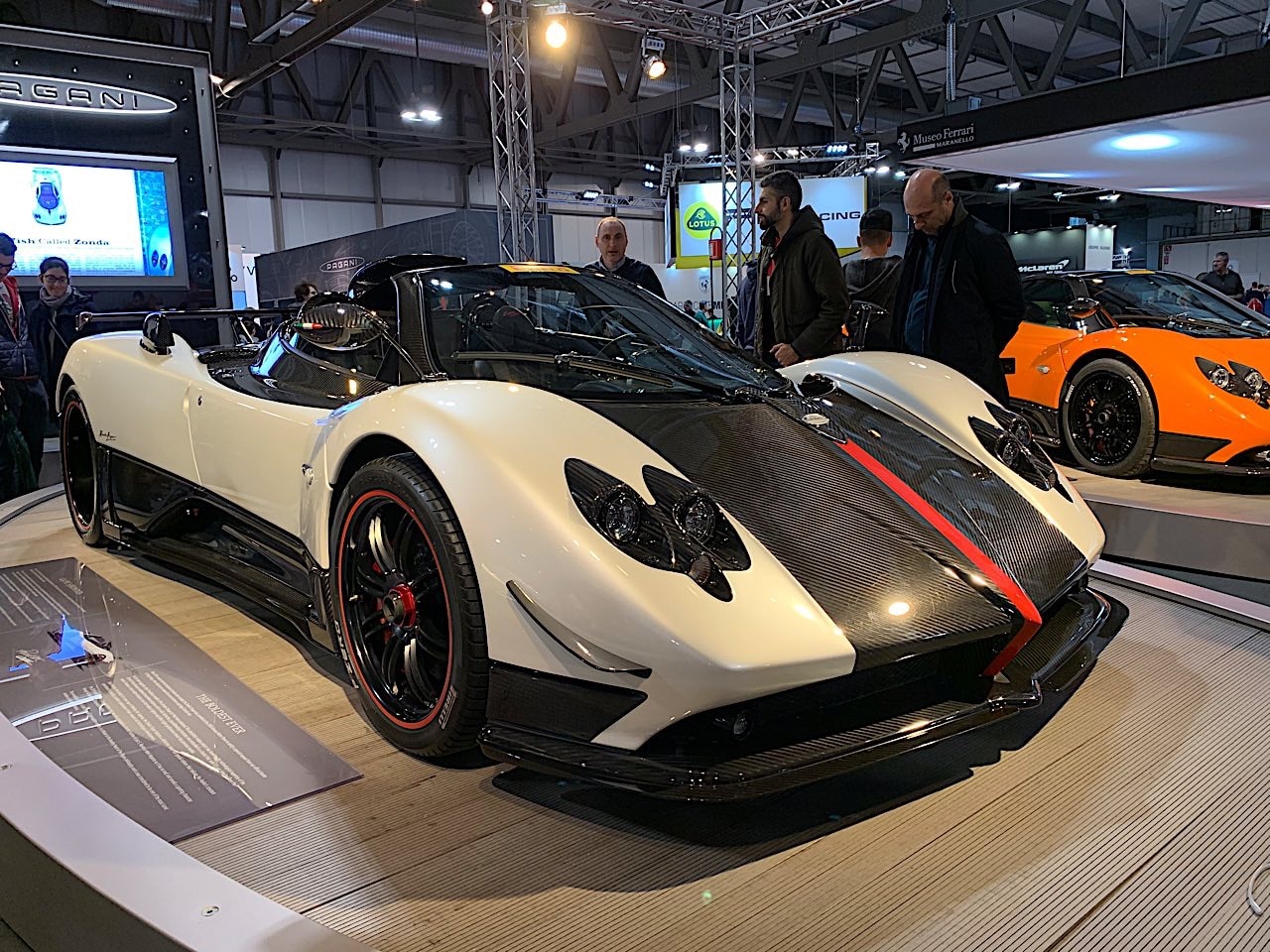 A Milano AutoClassica la Pagani festeggia i 20 anni della Zonda - Immagine #13