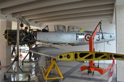Un aereo fra i banchi