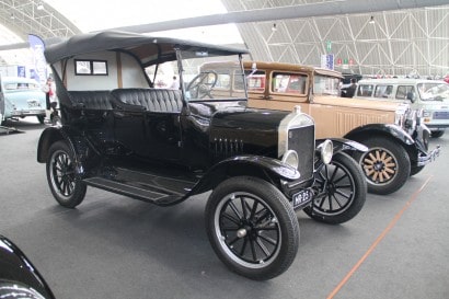 Automoto Collection, gli affari si fanno al parco