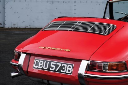 All'asta a Parigi il prototipo della 911 Cabrio del '64