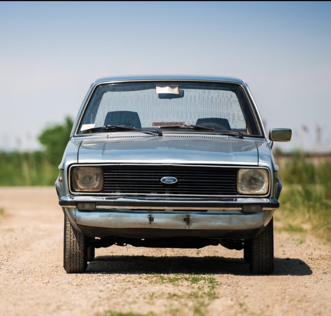 RM Sotheby's, all'incanto l'auto di un Santo