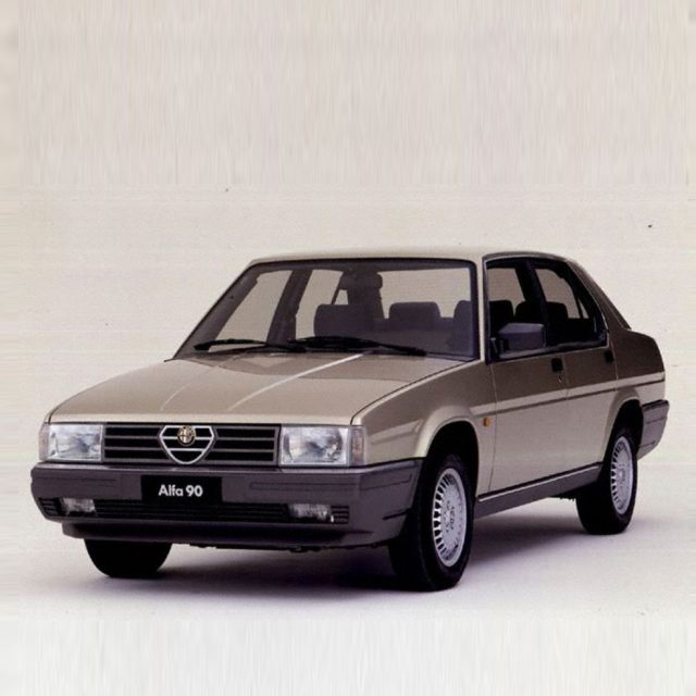 Alfa Romeo 90: meccanica classica e stile moderno