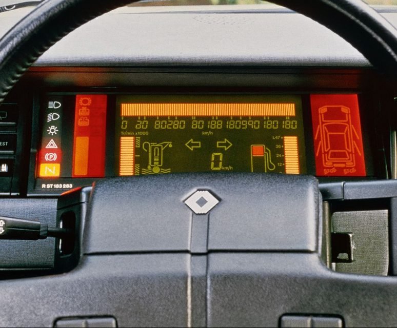 Renault 11, berlina parlante dimenticata troppo in fretta