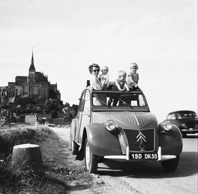 Citroën 2 CV, tutte le astuzie di un'auto geniale