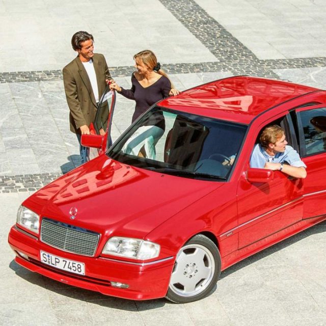 Mercedes-Benz, 25 anni fa la prima AMG stradale