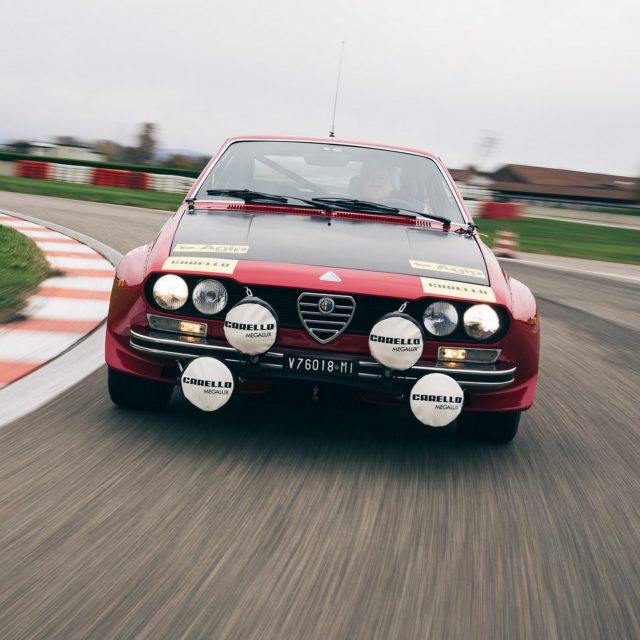 Alfetta GT Gr. 2, in pista con un esemplare ufficiale [Video]