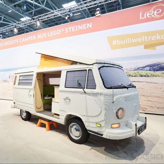 Volkswagen T2, al f.re.e c'è il pulmino di Lego