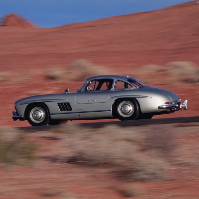 Mercedes 300 SL, 65 anni sulle 