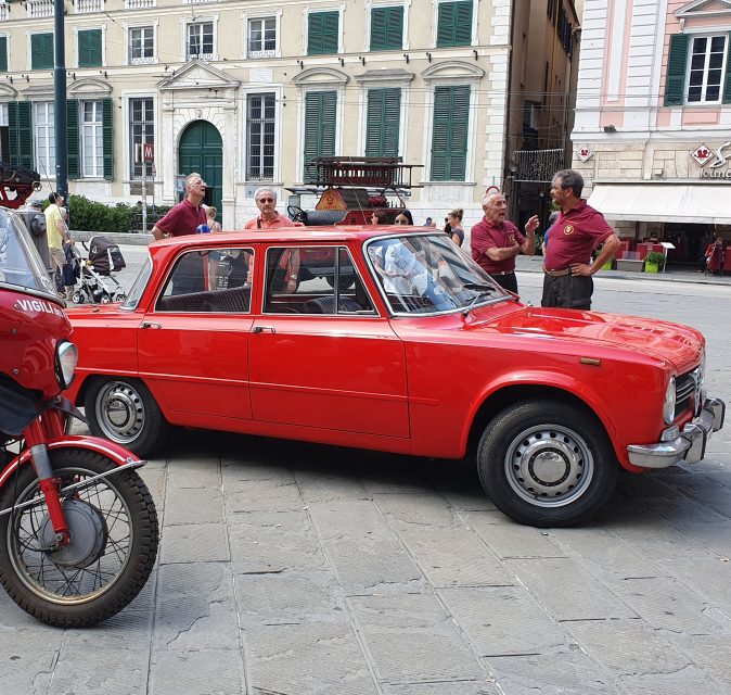 Genova, le storiche dei Vigili del Fuoco a teatro