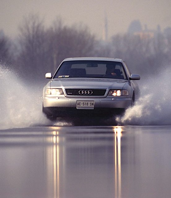 Audi A8 4.2 V8 Quattro, ammiraglia di prim’ordine