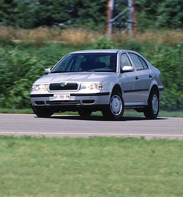 Skoda Octavia, la prima della Casa a “parlare” tedesco