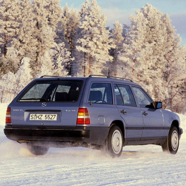 Mercedes-Benz 300TE 4-Matic: integrale di lusso.