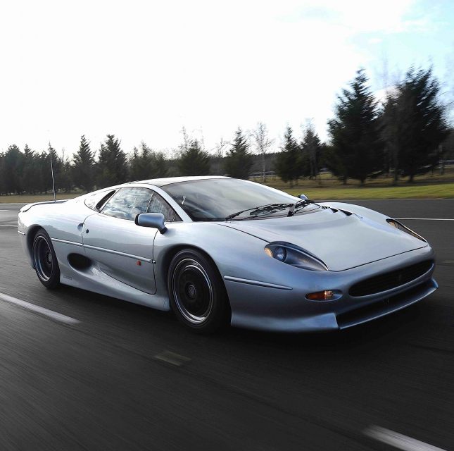 Jaguar XJ220: giaguaro incompreso