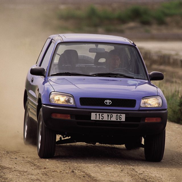 Toyota RAV4: il suv a quota 10 milioni