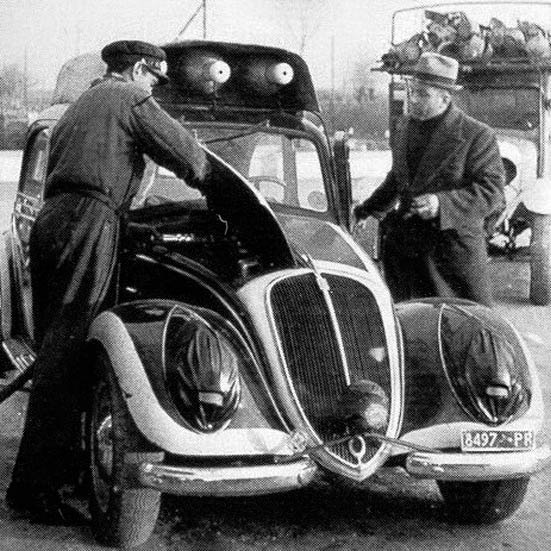 Auto nella Tempesta: 10 Giugno 1940, proibito circolare (o quasi)