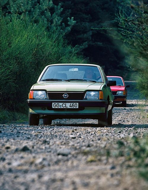 Opel Ascona 1.8i: la prima con catalizzatore progettato per l’Europa