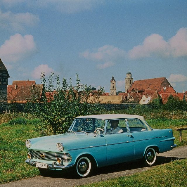 Opel: i 60 anni della Rekord P2