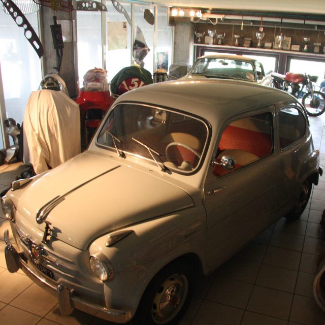 Fiat 600 derivazione Abarth 750: la sportivetta della 'bene'