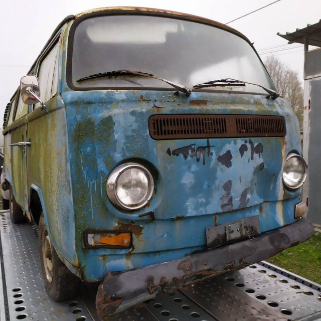 Ritrovamenti: Volkswagen T2, quel pulmino venuto dalla Svizzera