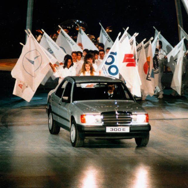 Mercedes-Benz Serie W124: la berlina per antonomasia