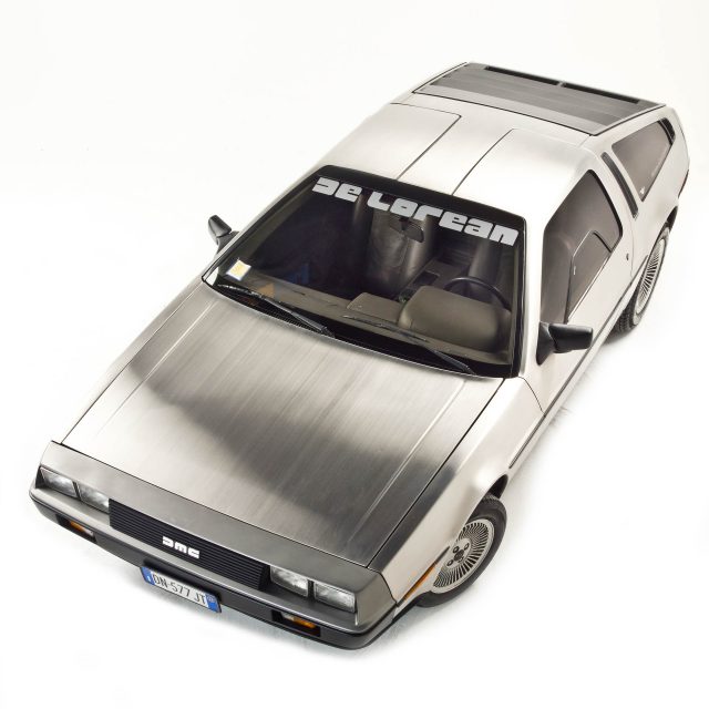I 40 anni della DeLorean, la berlinetta che viaggiava nel tempo