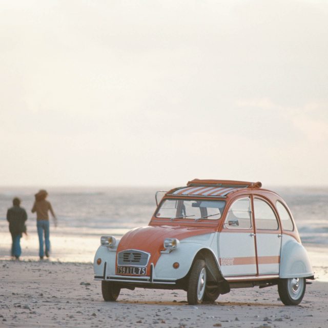 Spot: la prima Citroën 2CV in serie limitata