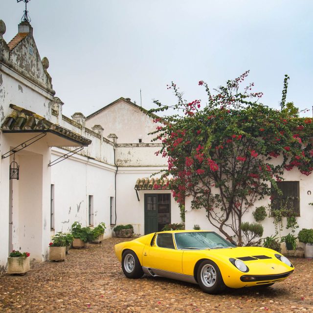 Lamborghini Miura SV: il canto del toro