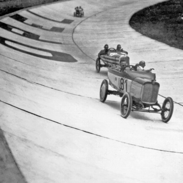 Opel Rennbahn: un monumento alla velocità da riscoprire e valorizzare