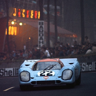 RM Sotheby’s annuncia la vendita dell'iconica Porsche 917K Coupé Gulf del 1970