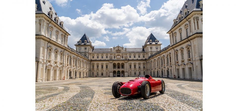 La Lancia D50 torna al Valentino per inaugurare il restauro della piazzola dedicata ad Ascari
